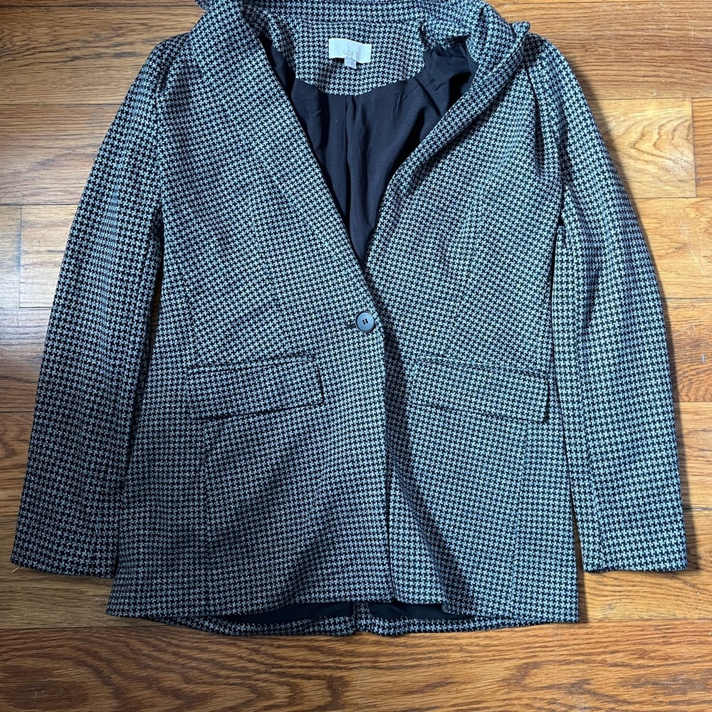 Women's Black and White Houndstooth Jacket